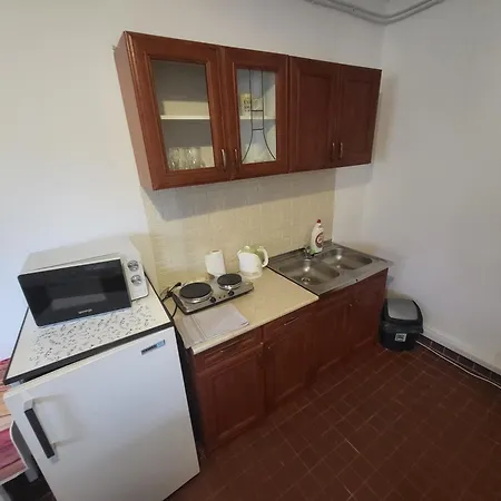 Gabriella Vendeghaz Apartament Vadna